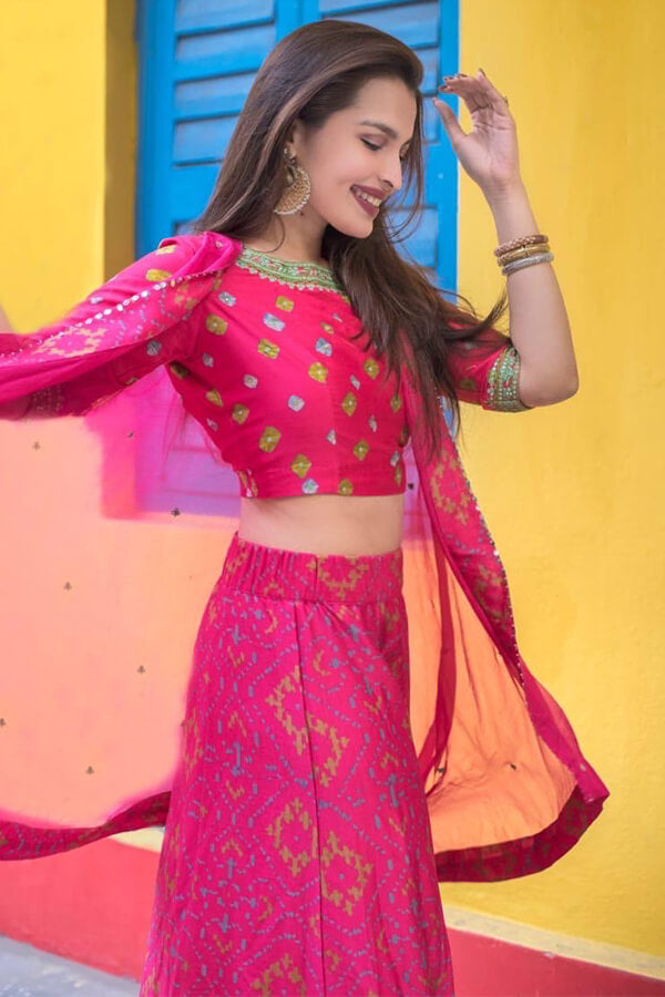 Printed Croptop Skirt With Cape