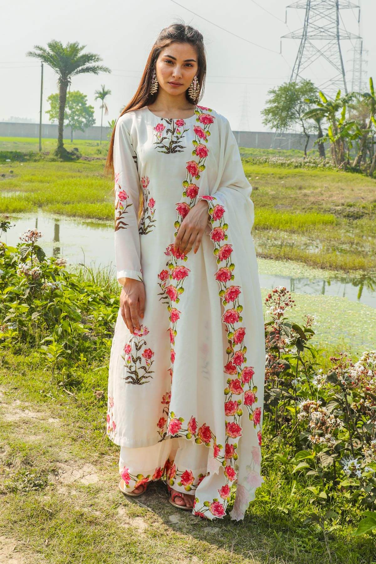 Straight Kurta,Farshi Pants And Dupatta