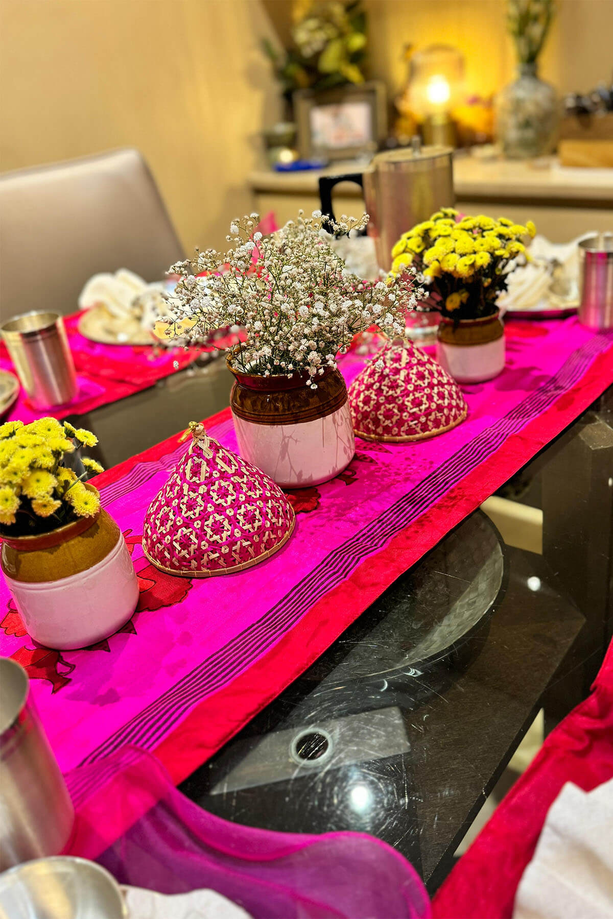 6 Silk Dining Table Mats And One Runner