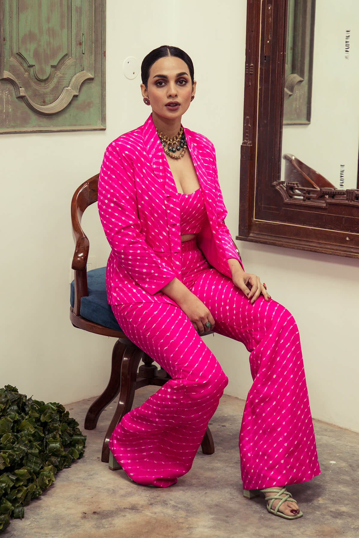 Leheriya pant suit