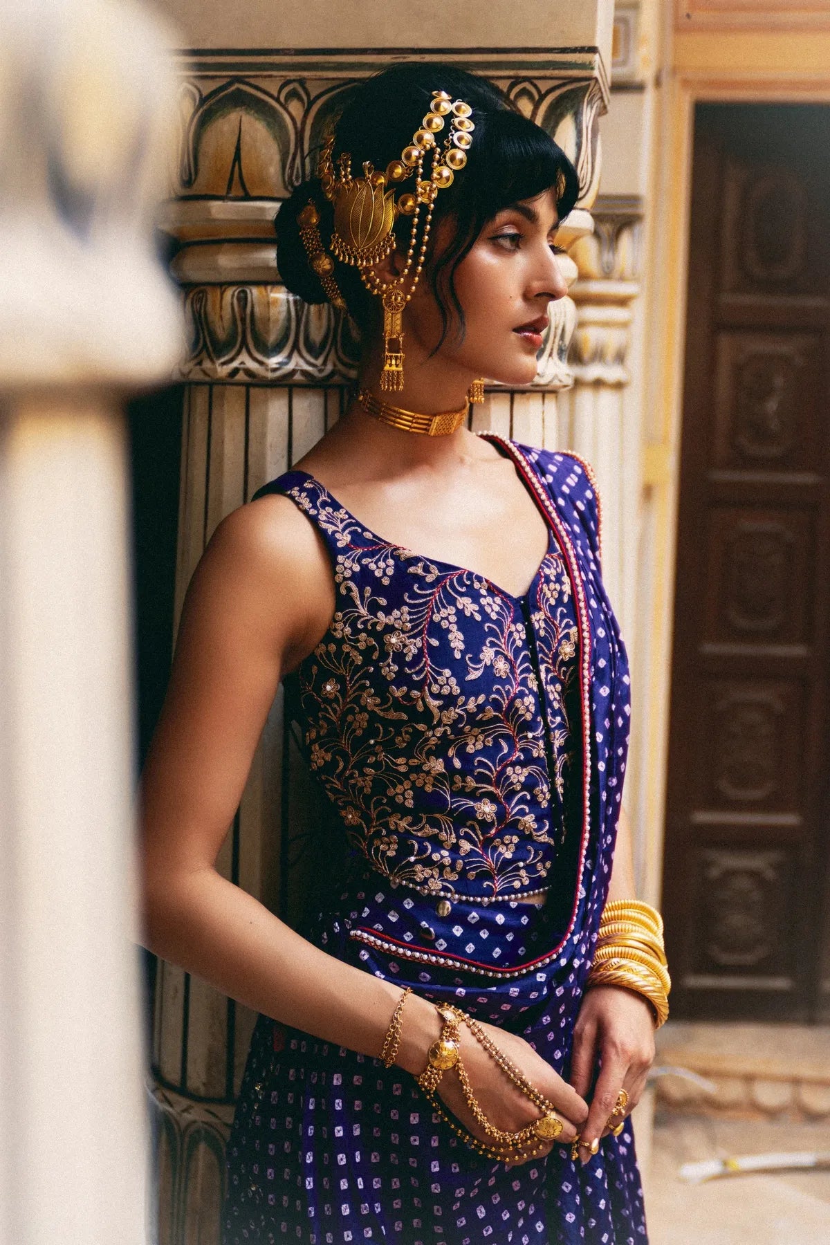 Corset bandhni saree