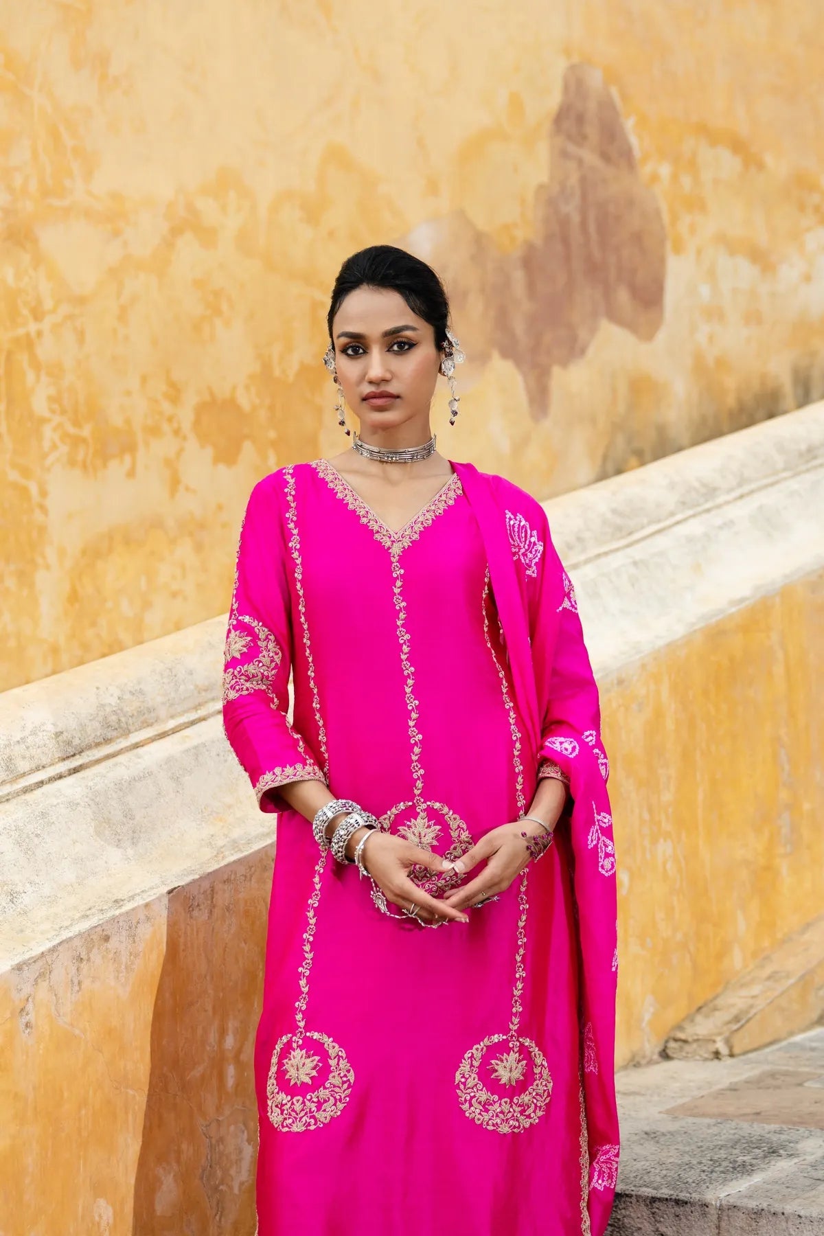 Gulaab aur kamal suit