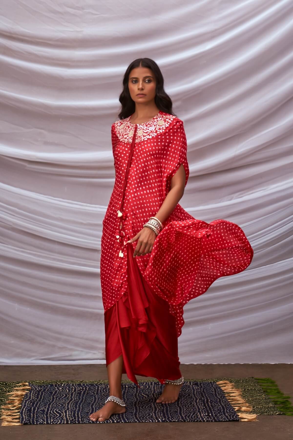 Bandhni cape set