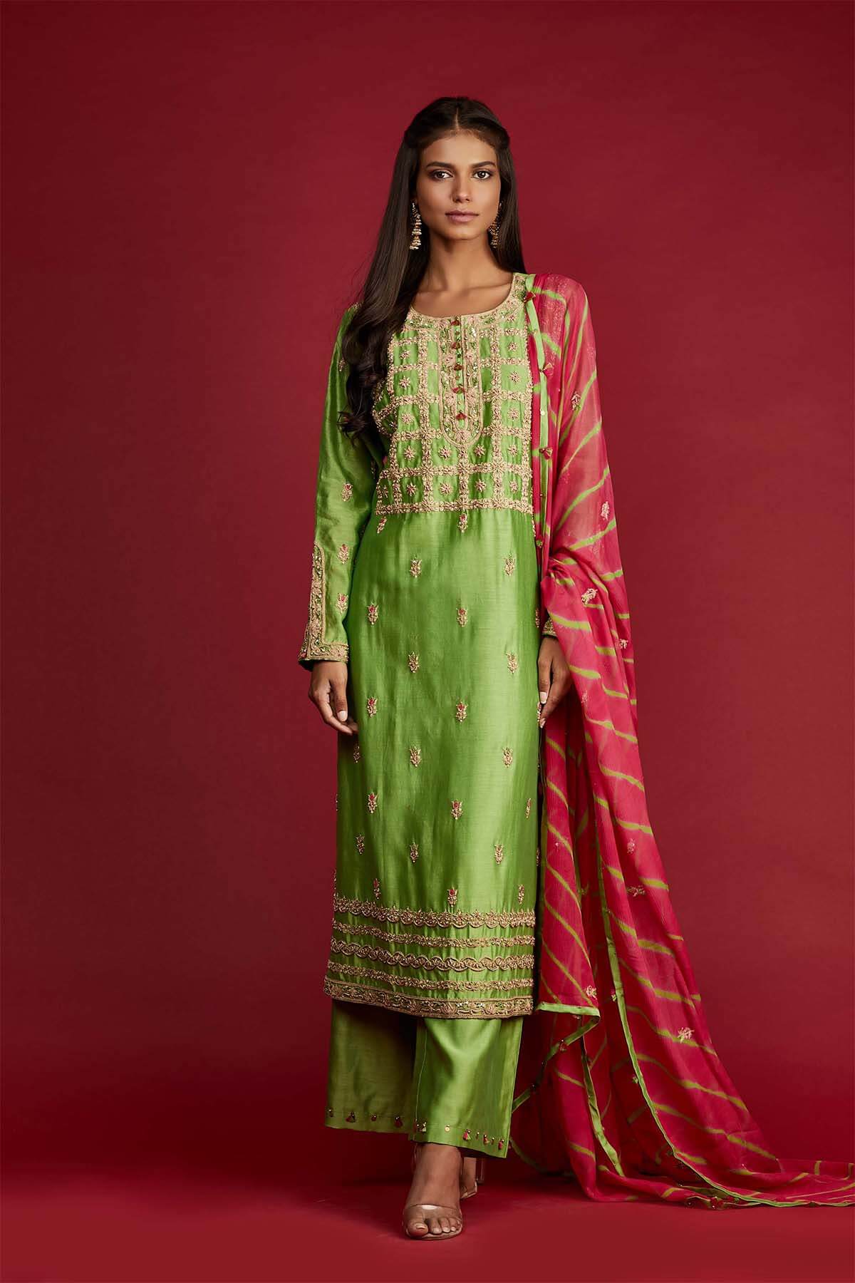 Straight kurta set with leheriya dupatta