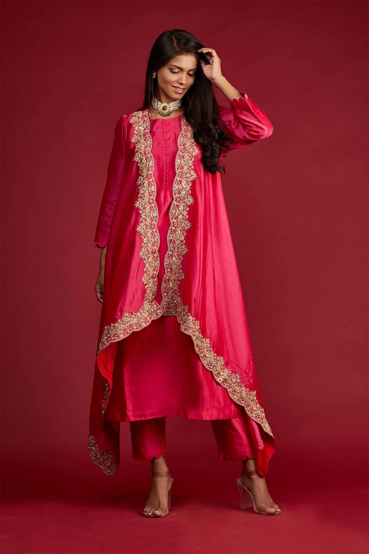 Straight kurta set with  scalloped cape
