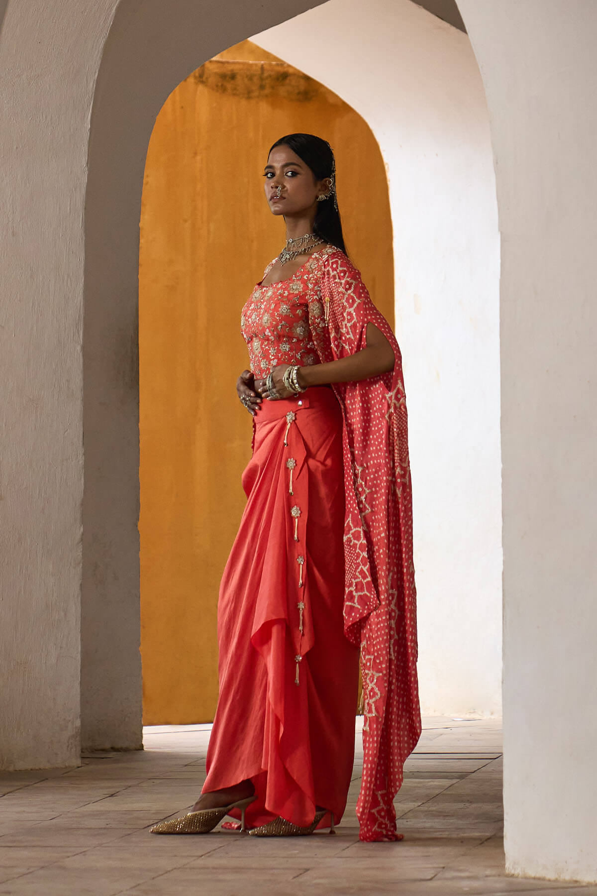 Surajmukhi Cape Set