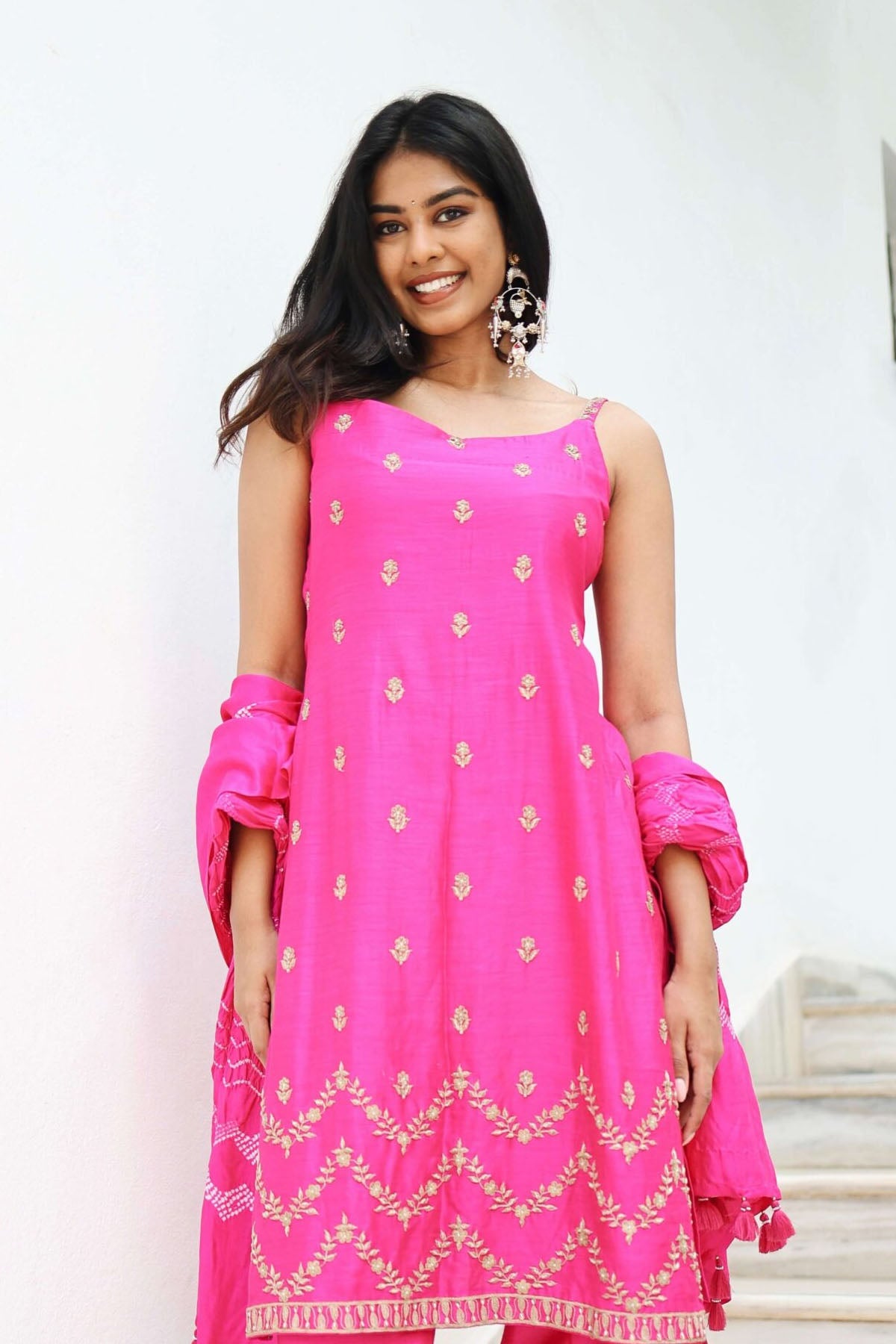 Embroidered kurta set with leher Bandhni Dupatta