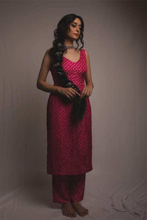 TANYA MANIKTALA-product